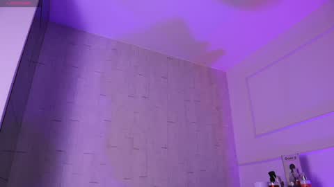 Nala online show from 01/10/25, 12:17