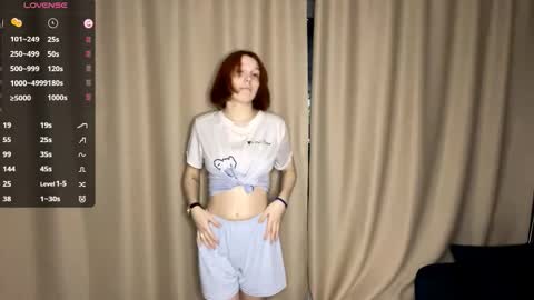 Lina online show from 11/13/25, 07:57