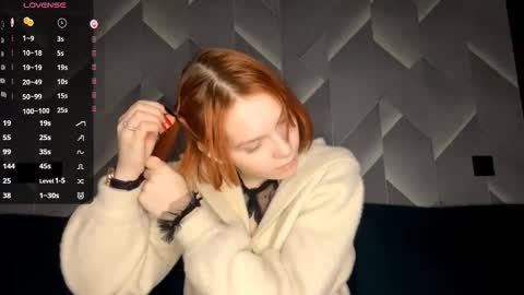 Lina online show from 11/22/25, 07:35