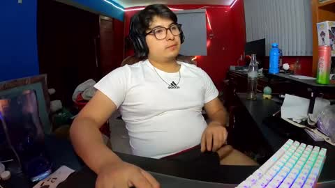 Snapshot of justsky117 chatting on 03/09/25, 03:01 justsky117 online show from 03/09/25, 03:01