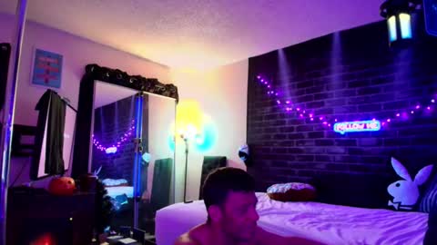 Snapshot of justwannalookgood4ya chatting on 12/09/24, 03:29 Eetantungfuk Mias online show from 12/09/24, 03:29