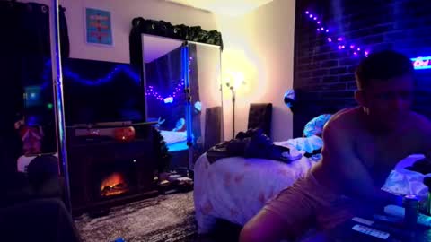 Snapshot of justwannalookgood4ya chatting on 12/10/24, 06:54 Eetantungfuk Mias online show from 12/10/24, 06:54