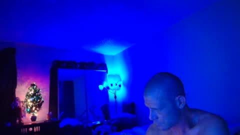 Snapshot of justwannalookgood4ya chatting on 12/22/24, 01:55 Eetantungfuk Mias online show from 12/22/24, 01:55