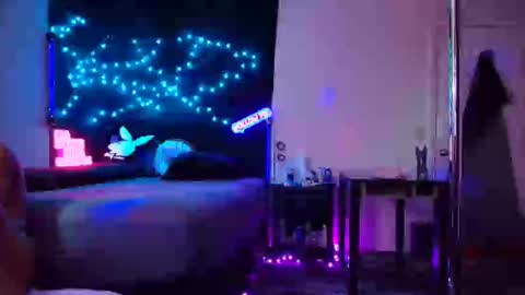 Snapshot of justwannalookgood4ya chatting on 02/08/25, 04:25 Eetantungfuk Mias online show from 02/08/25, 04:25