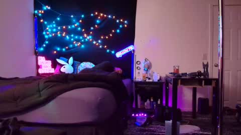 Snapshot of justwannalookgood4ya chatting on 02/10/25, 11:57 Eetantungfuk Mias online show from 02/10/25, 11:57