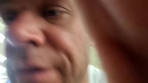 Snapshot of justwannalookgood4ya chatting on 02/13/25, 01:08 Eetantungfuk Mias online show from 02/13/25, 01:08