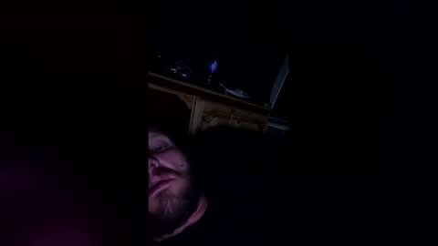 jwallsjr1987 online show from 04/16/26, 07:31