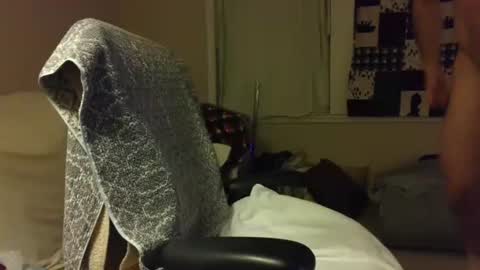 Snapshot of jwolf86 chatting on 02/09/25, 06:33 Wolf online show from 02/09/25, 06:33