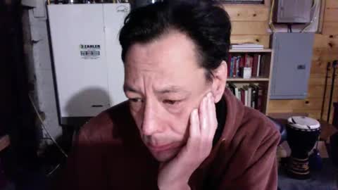 Snapshot of jy123abcd chatting on 12/14/24, 04:31 tinychinychubby online show from 12/14/24, 04:31