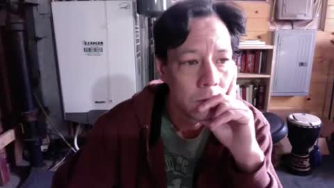 Snapshot of jy123abcd chatting on 01/05/25, 04:16 tinychinychubby online show from 01/05/25, 04:16