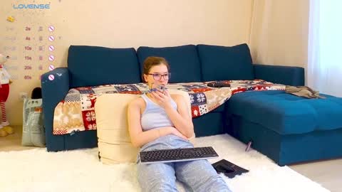 KITTY AND NICK Broadcast start time 10 am and 10 pm Moscow time online show from 12/10/24, 05:39