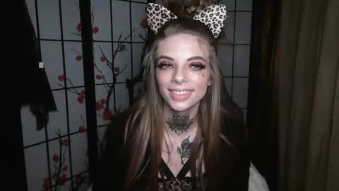 Snapshot of k8x4u chatting on 01/20/25, 05:15 K8X4U LOVE ME online show from 01/20/25, 05:15