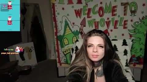 Snapshot of k8x4u chatting on 12/17/25, 05:13 K8X4U LOVE ME online show from 12/17/25, 05:13