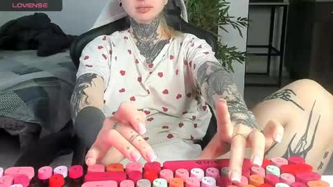 Alice online show from 05/07/26, 05:57