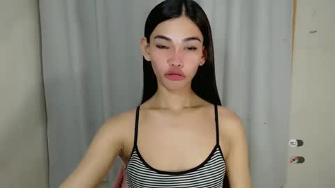 Snapshot of kaamy_dake chatting on 01/26/25, 07:31 KAAMY online show from 01/26/25, 07:31