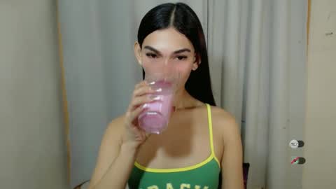 Snapshot of kaamy_dake chatting on 02/15/25, 03:39 KAAMY online show from 02/15/25, 03:39