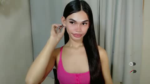 Snapshot of kaamy_dake chatting on 02/17/25, 07:21 KAAMY online show from 02/17/25, 07:21