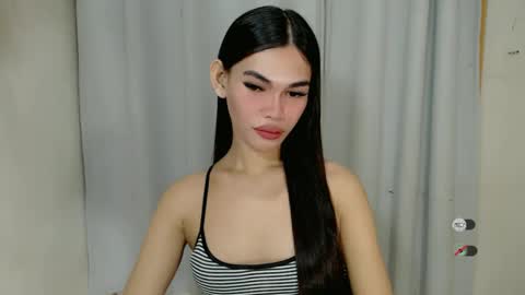 Snapshot of kaamy_dake chatting on 02/26/25, 02:25 KAAMY online show from 02/26/25, 02:25