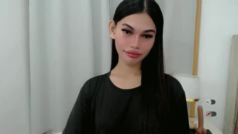 Snapshot of kaamy_dake chatting on 10/05/25, 03:43 KAAMY online show from 10/05/25, 03:43