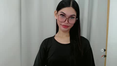 Snapshot of kaamy_dake chatting on 10/09/25, 03:43 KAAMY online show from 10/09/25, 03:43