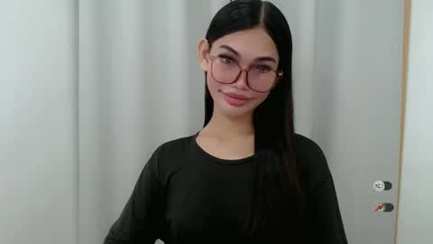 Snapshot of kaamy_dake chatting on 10/11/25, 02:48 KAAMY online show from 10/11/25, 02:48