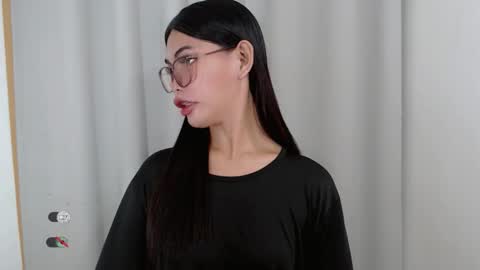 Snapshot of kaamy_dake chatting on 10/20/25, 03:23 KAAMY online show from 10/20/25, 03:23