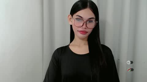 Snapshot of kaamy_dake chatting on 10/24/25, 03:52 KAAMY online show from 10/24/25, 03:52