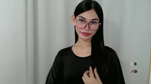 Snapshot of kaamy_dake chatting on 11/04/25, 08:41 KAAMY online show from 11/04/25, 08:41