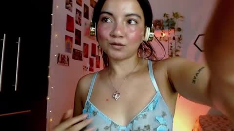 Snapshot of kablue_ chatting on 02/28/25, 03:15 IG kablue 1 online show from 02/28/25, 03:15