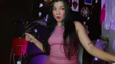 Snapshot of kablue_ chatting on 11/07/25, 01:05 IG kablue 1 online show from 11/07/25, 01:05