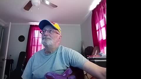 kabriggs136 online show from 02/09/26, 07:51