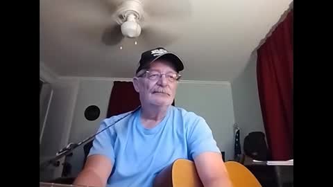 Snapshot of kabriggs137 chatting on 02/26/25, 02:04 kabriggs137 online show from 02/26/25, 02:04