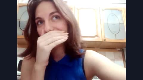 Nika online show from 11/17/25, 05:52