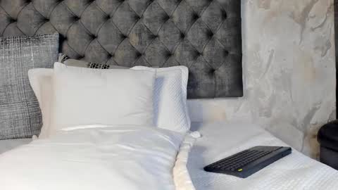 KAEL online show from 02/02/25, 10:35