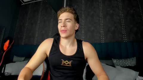 KAEL online show from 10/23/25, 07:34