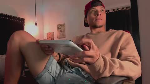 Snapshot of kael_owens chatting on 02/09/25, 08:44 Kael Owens online show from 02/09/25, 08:44