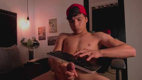 Snapshot of kael_owens chatting on 02/10/25, 01:14 Kael Owens online show from 02/10/25, 01:14