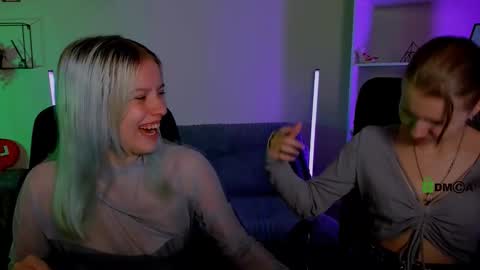 kaela_spell_ online show from 10/19/25, 08:48