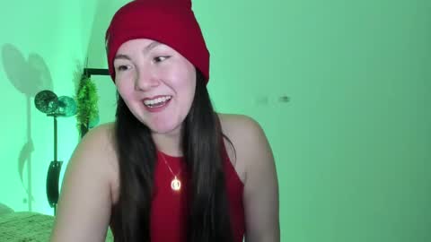 ChloeIndependient model online show from 03/10/25, 09:18