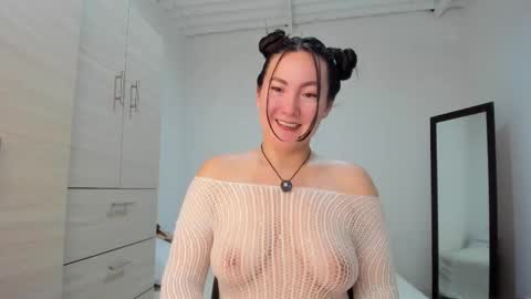 ChloeIndependient model online show from 11/20/25, 02:39