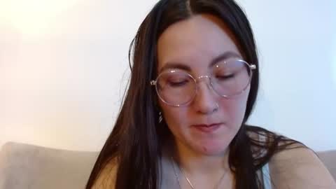 ChloeIndependient model online show from 07/16/26, 02:56