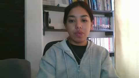 KAHELIINDEPENDENT MODEL online show from 02/15/25, 06:55