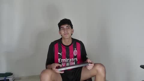 Snapshot of kai_lord_ chatting on 09/17/25, 09:16 Kai online show from 09/17/25, 09:16