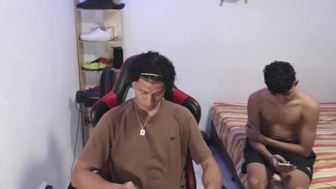 Snapshot of kai_lord_ chatting on 12/17/25, 04:40 Kai online show from 12/17/25, 04:40