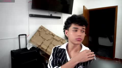 kai_onfire online show from 04/20/26, 07:22