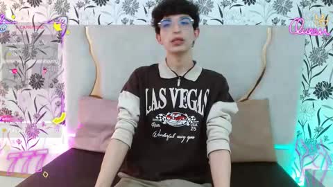 kai_tay1 online show from 03/13/26, 07:42