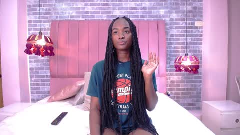 Snapshot of kaiadebayo chatting on 12/04/24, 11:57 Angie online show from 12/04/24, 11:57