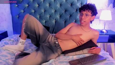 kai online show from 03/08/26, 03:21