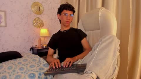 kai online show from 03/13/26, 03:24