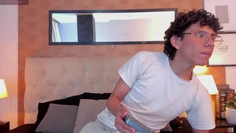 kai online show from 04/18/26, 03:10